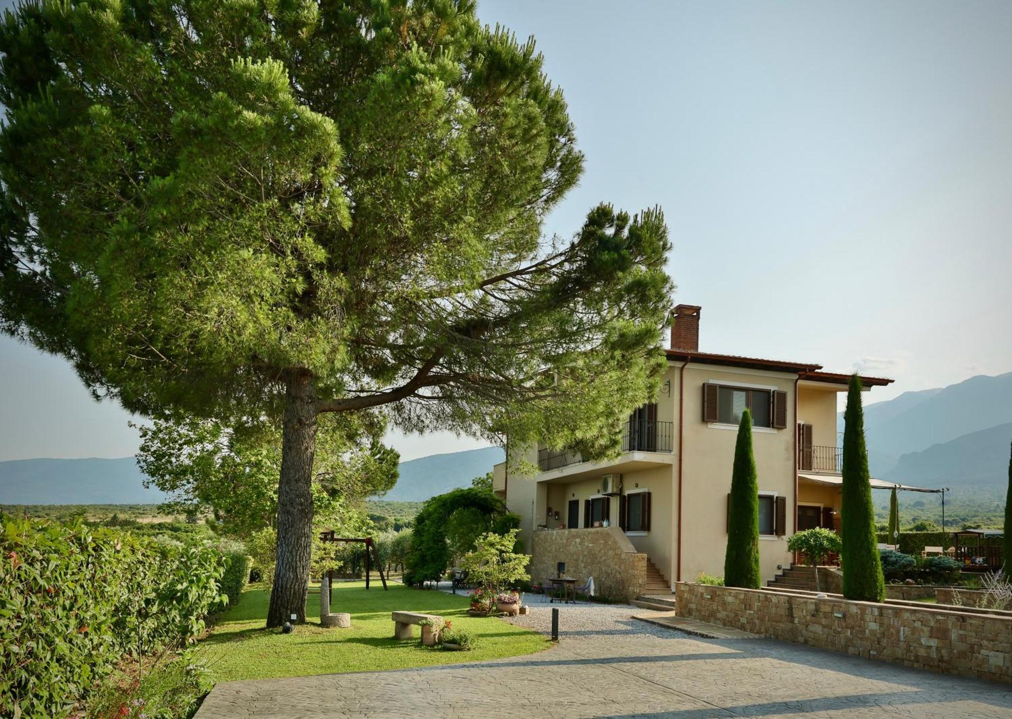 Οlives And Vines All Seasons Villa Litóchoron Buitenkant foto